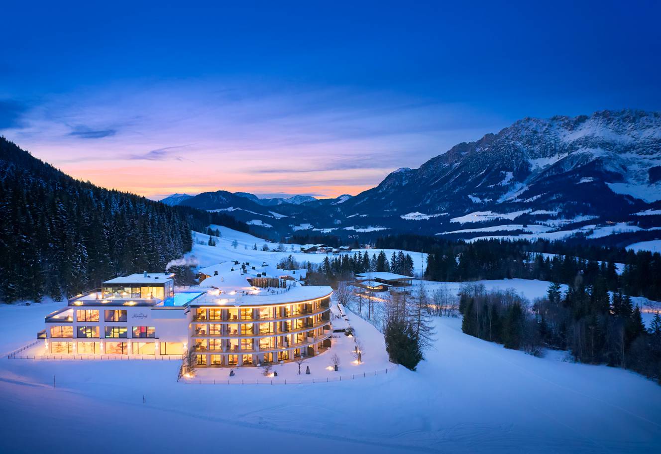 Hotel Kaiserhof im Schnee