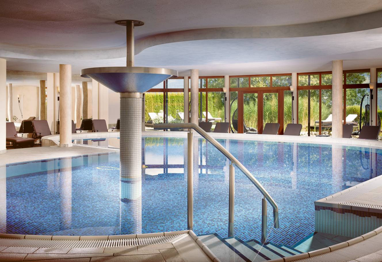 Panoramic indoor swimming pool