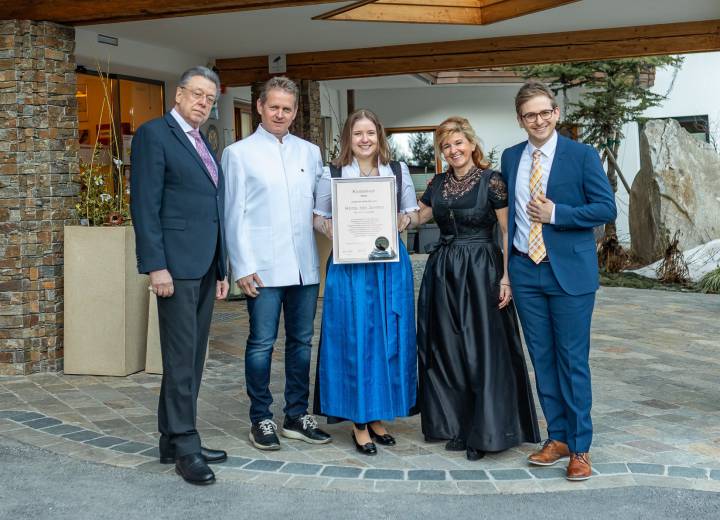 The Lampert family at the 2022 Hotel of the Year award ceremony